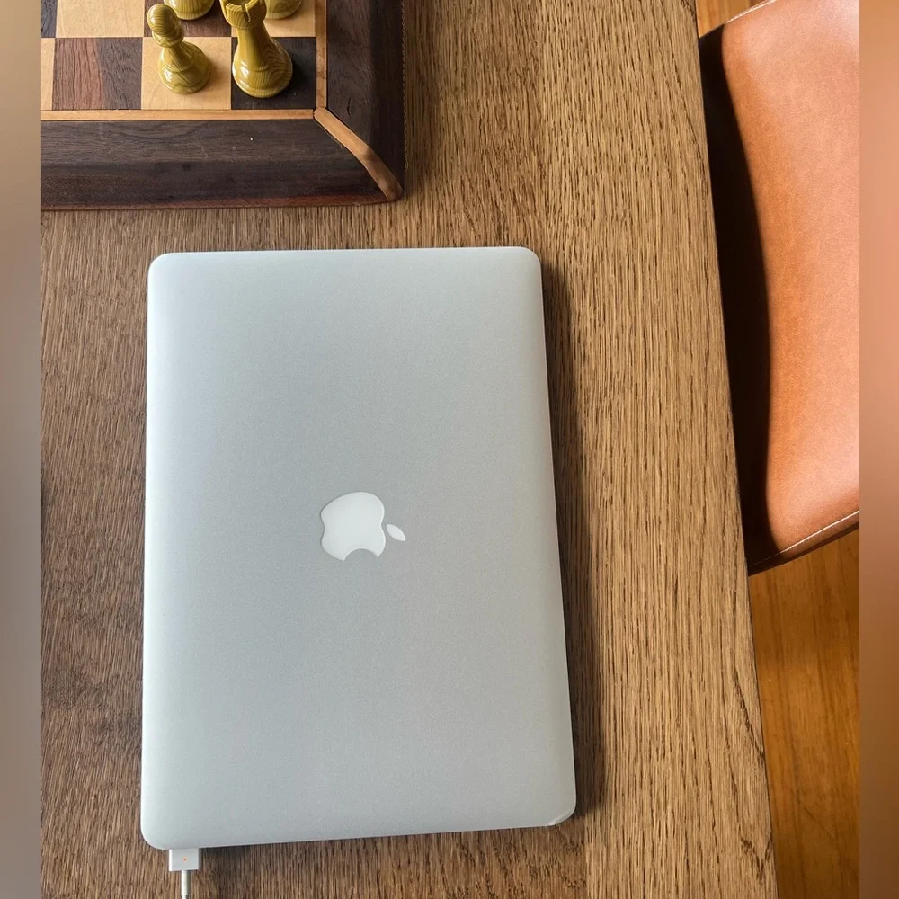Apple MacBook Air 13” 2017 EXCELLENT CONDITION